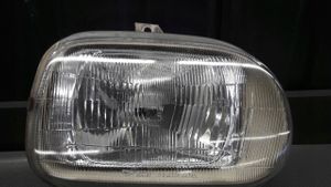 Daihatsu Cuore Etu-/Ajovalo 11051289R