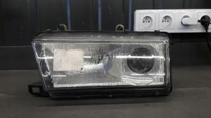 Alfa Romeo 155 Lampa przednia 0301085301