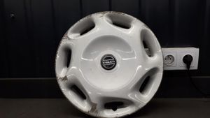 Volvo 440 R14 wheel hub/cap/trim 472165