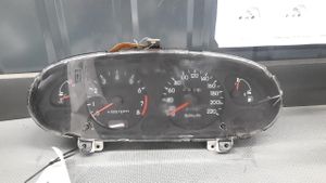 Hyundai Lantra II Compteur de vitesse tableau de bord 71111300