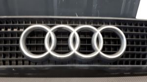 Audi 80 90 B2 Maskownica / Grill / Atrapa górna chłodnicy 893805584