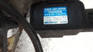 Toyota Carina T170 Capteur de pression d'air 8942020090