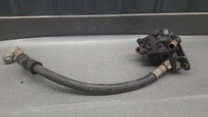 Nissan Bluebird Pompe de direction assistée 4911005E00