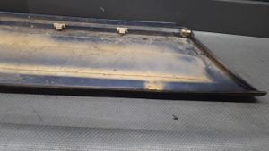 Mercedes-Benz 190 W201 Takaoven lista (muoto) 2016905740