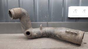 Volkswagen Golf III Tube d'admission de tuyau de refroidisseur intermédiaire 1H0129627S