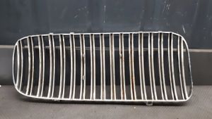 Jaguar XJ X308 Maskownica / Grill / Atrapa górna chłodnicy 