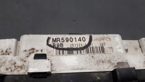 Mitsubishi Pajero Spidometras (prietaisų skydelis) MR590140