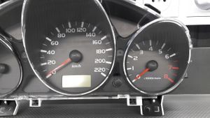 Mitsubishi Colt Compteur de vitesse tableau de bord MM0038013