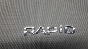 Skoda Rapid (NH) Logo, emblème de fabricant 