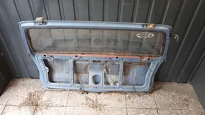 Volkswagen PASSAT B2 Tailgate/trunk/boot lid klapa