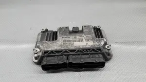 Toyota Yaris Unité de commande, module ECU de moteur 0261S07104