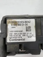 Mercedes-Benz B W246 W242 Polttoaineen ruiskutuspumpun ohjainlaite/moduuli A0009000104