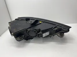 Audi A6 S6 C7 4G Lampa przednia 8V0941005