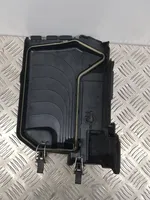 Mercedes-Benz A W176 Couvercle de boîtier de batterie A2465400182