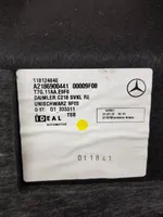 Mercedes-Benz CLS C218 X218 Kita bagažinės apdailos detalė A2186900441