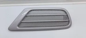 Toyota Land Cruiser (J100) Grill / Wlot powietrza błotnika przedniego 