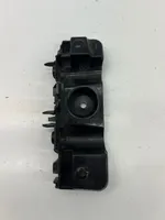 Renault Clio V Soporte del parachoques delantero 622232063R