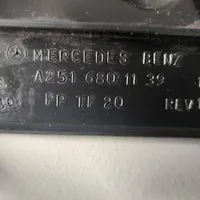 Mercedes-Benz R W251 Kojelaudan alempi verhoilu A2516801139