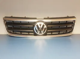 Volkswagen Touareg I Grille calandre supérieure de pare-chocs avant 