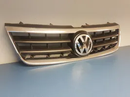 Volkswagen Touareg I Grille calandre supérieure de pare-chocs avant 