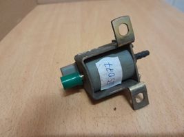 Opel Tigra A Turbo solenoid valve Pierburg 7.20975.16