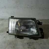 Subaru Forester SF Lampa przednia 