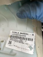 Tesla Model S A-pilarin verhoilu 100744100J