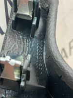 Maserati Levante Ohjauspyörän pylvään verhoilu 105883135C