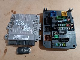 Citroen DS4 Sterownik / Moduł ECU SID807EV0