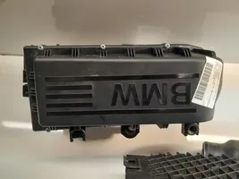 BMW 7 G11 G12 Boîtier de filtre à air 7566382