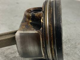 Volkswagen Jetta VI Piston 