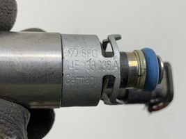 Volkswagen Golf VII Injecteur de carburant 04E133036A