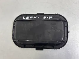 Seat Leon (5F) Headlight/headlamp dust cover 5F0941607