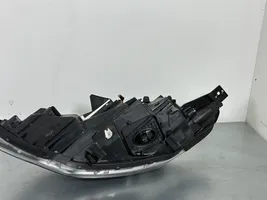 KIA Optima Lampa przednia 92102D4190