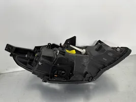 KIA Optima Lampa przednia 92101D4190