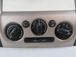 Mazda 323 F Console centrale, commande chauffage/clim 