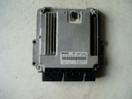 Renault Captur Sterownik / Moduł ECU 0281030899