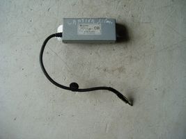 Chevrolet Captiva Amplificateur d'antenne 96628318