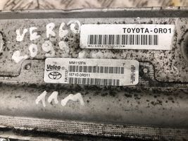 Toyota Verso Supporto di montaggio del filtro dell’olio 157100R011