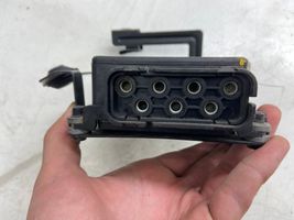 Volkswagen Golf V Keskuslukituksen alipainepumppu 1K0906279