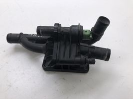 Citroen C3 Carcasa del termostato 9670253780