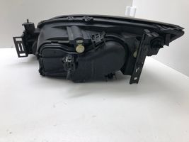 Ford Mondeo Mk III Lampa przednia C301174602