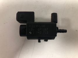 BMW 5 E60 E61 Solenoidinis vožtuvas 72234100