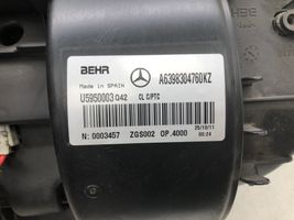 Mercedes-Benz Vito Viano W639 Montaje de la caja de climatización interior A6398304760KZ