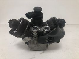 Volvo V40 Pompe d'injection de carburant à haute pression 31372081