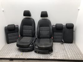 Skoda Octavia Mk2 (1Z) Set interni 