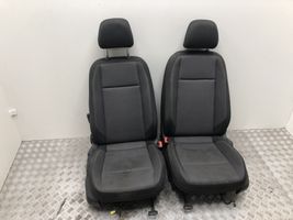 Volkswagen PASSAT B8 Juego interior 