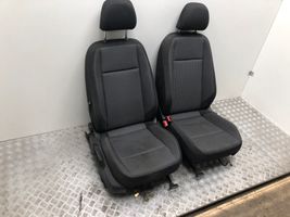 Volkswagen PASSAT B8 Salono komplektas 
