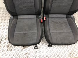 Volkswagen PASSAT B8 Juego interior 