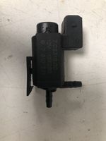 Toyota Avensis T270 Vacuum valve 70231800